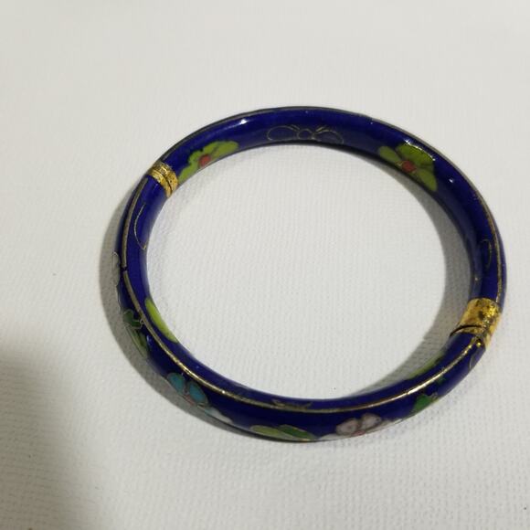 Vintage Cloisonne enamel bangle bracelet two and one half in - Picture 2 of 16